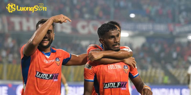 Brison Fernandes Lập Hat - Trick Đưa FC Goa Lên Ngôi Đầu Bảng