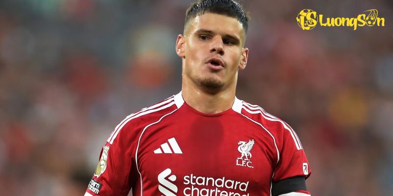 Milos Kerkez Hậu Vệ Trẻ 40 Triệu Bảng Đang Chứng Minh Giá Trị Tại Liverpool 4 Thách thức và di sản của Milos Kerkez