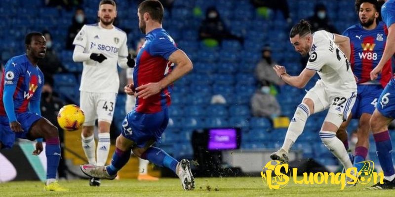 Soi Kèo Leeds United vs Crystal Palace Ngày 21/12/25 Lúc 3H Sáng 2 Tổng quan trước trận đấu giữa Leeds United vs Crystal Palace